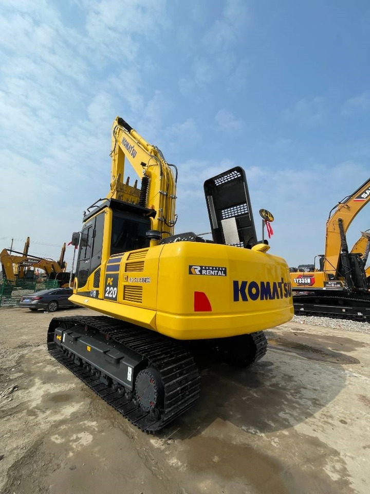 Komatsu PC 220 - Гусеничный экскаватор: фото 5 Komatsu PC 220 - Гусеничный экскаватор: фото 5