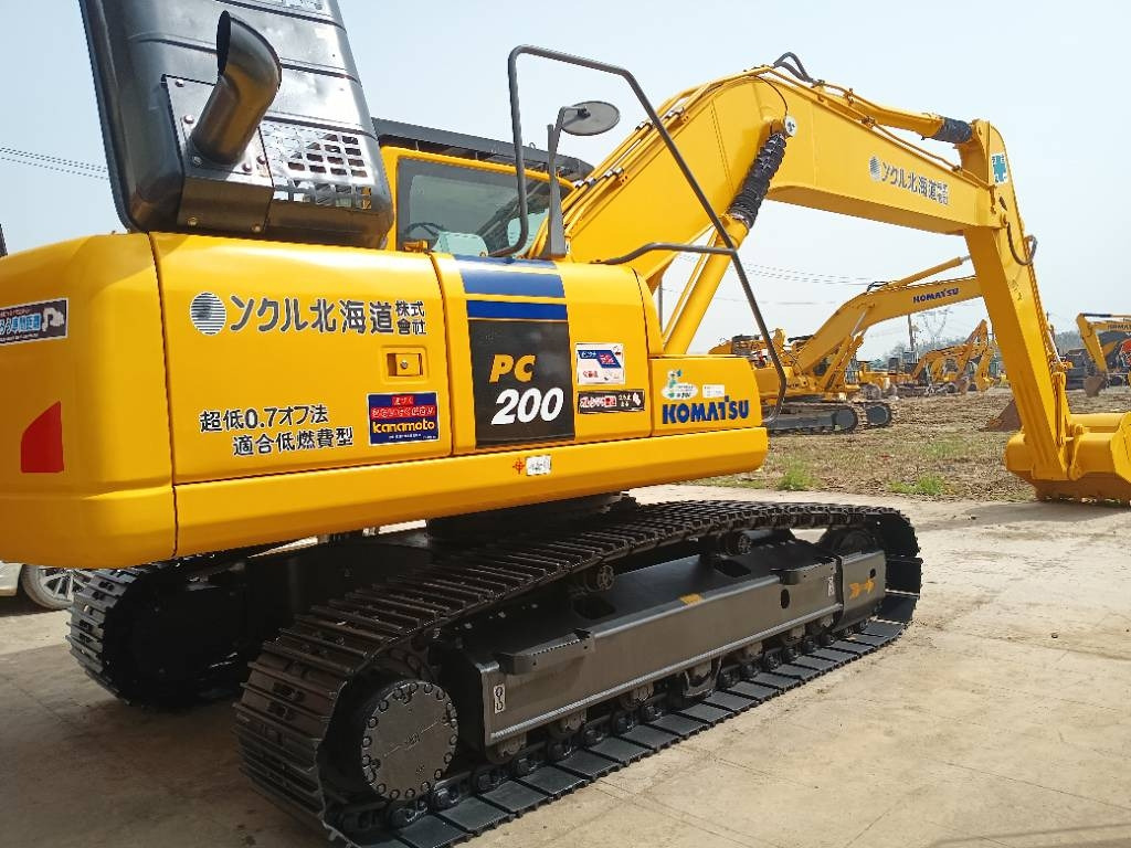 Komatsu PC200-8 - Гусеничный экскаватор: фото 1 Komatsu PC200-8 - Гусеничный экскаватор: фото 1