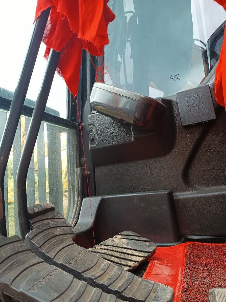 Volvo EC 290  - Гусеничный экскаватор: фото 4 Volvo EC 290  - Гусеничный экскаватор: фото 4