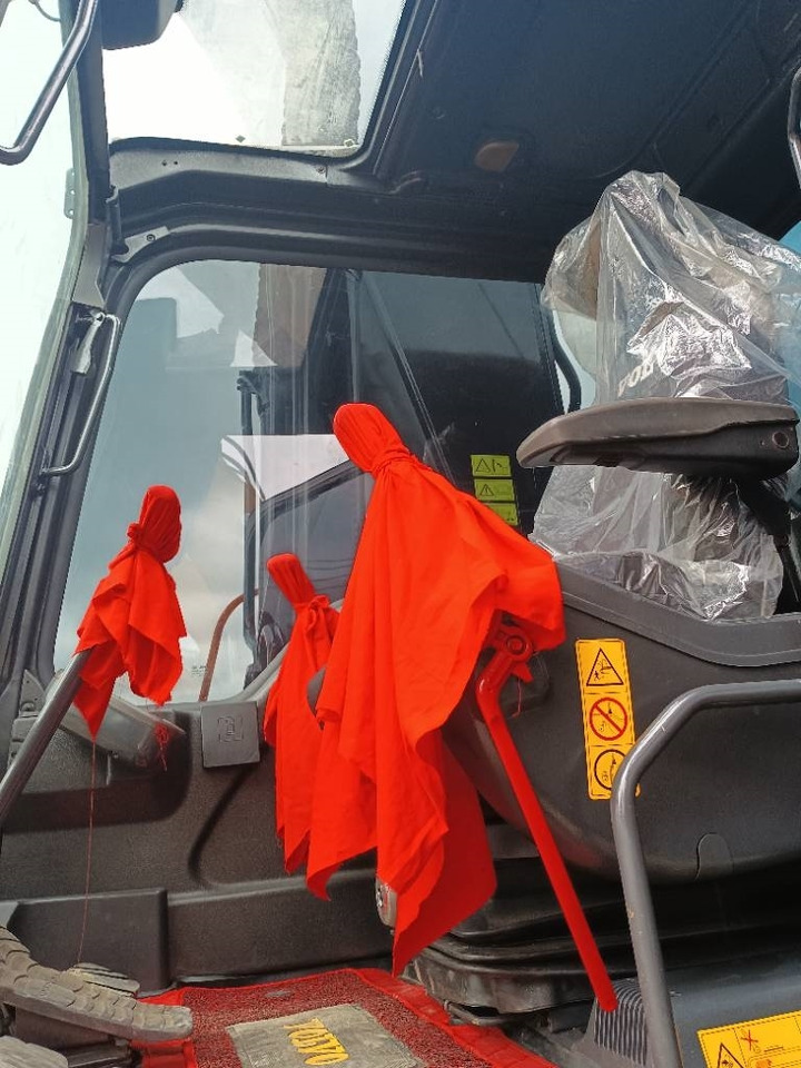 Volvo EC 290  - Гусеничный экскаватор: фото 3 Volvo EC 290  - Гусеничный экскаватор: фото 3