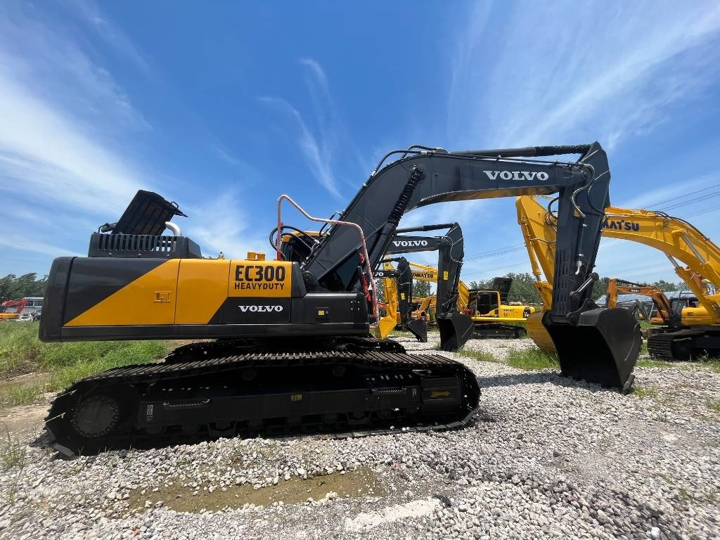 Volvo EC 300 - Гусеничный экскаватор: фото 1 Volvo EC 300 - Гусеничный экскаватор: фото 1