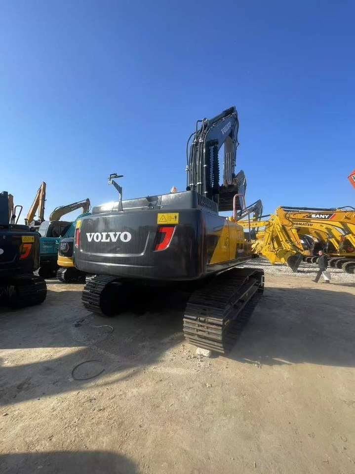 Гусеничный экскаватор Volvo EC 300: фото 1