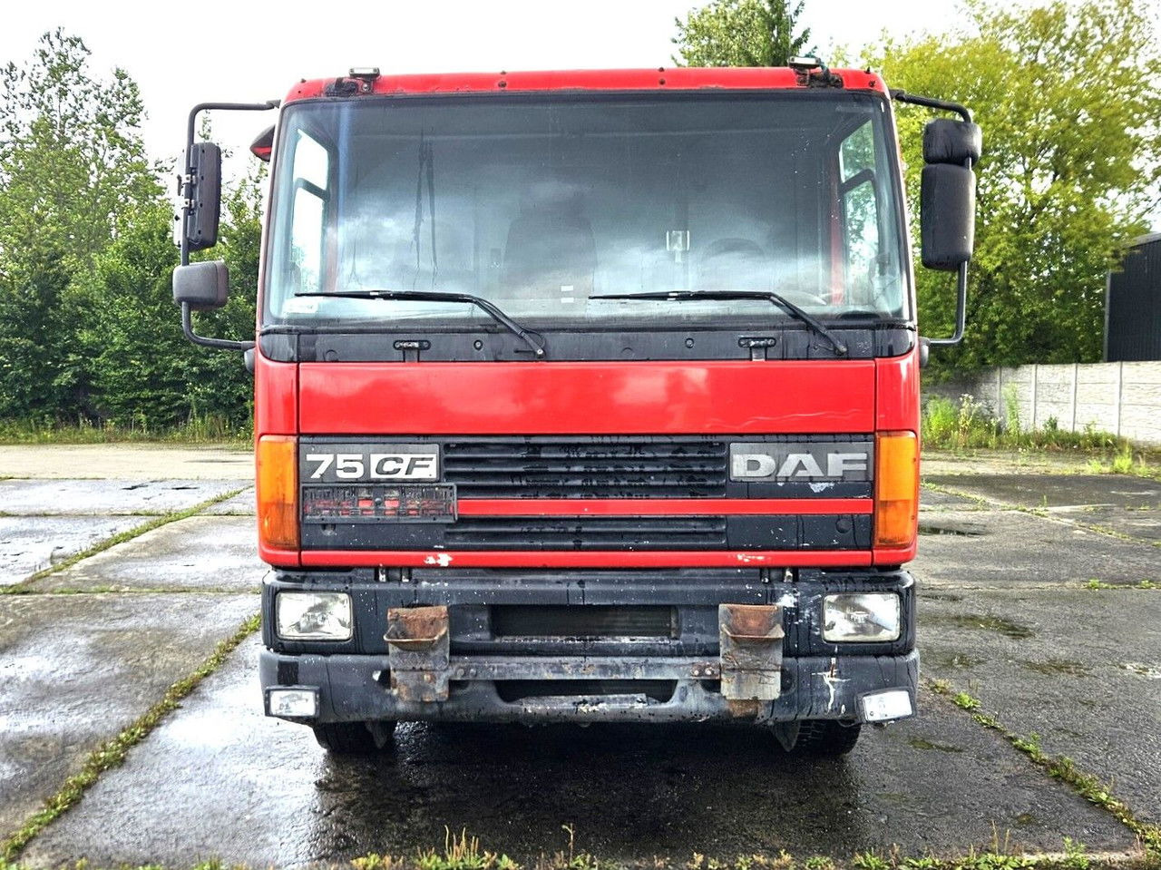 DAF CF 75.250 6x2 - Грузовик-шасси: фото 2 DAF CF 75.250 6x2 - Грузовик-шасси: фото 2