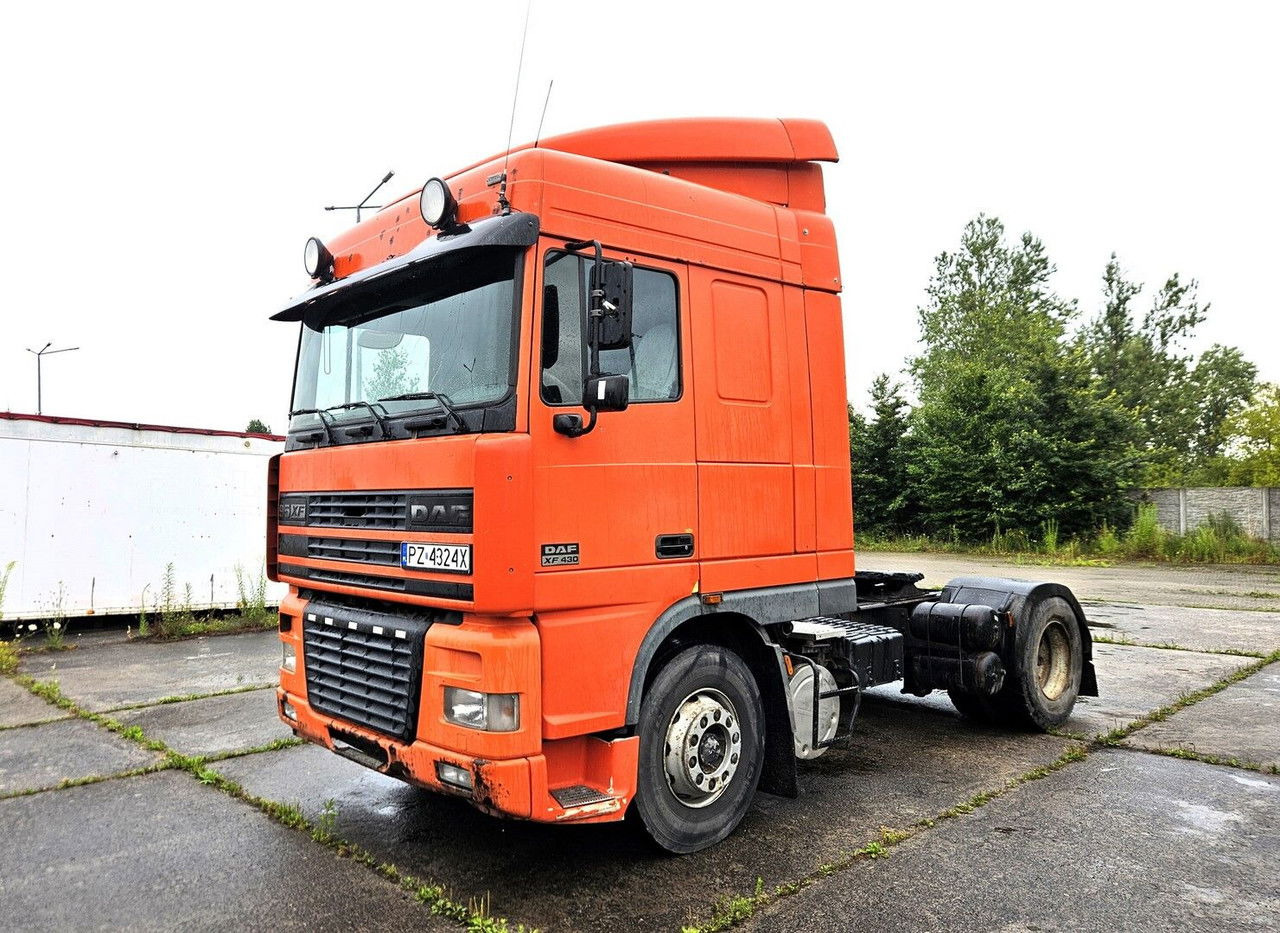 DAF XF 95.430 -2001 - Manual Pump AND Injectors - Euro 2- Manual GEA - Тягач: фото 2 DAF XF 95.430 -2001 - Manual Pump AND Injectors - Euro 2- Manual GEA - Тягач: фото 2