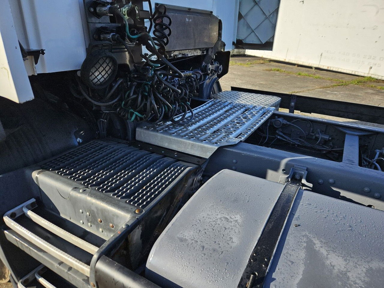 Тягач Scania 114 380- manual gearbox 3+3: фото 7 Тягач Scania 114 380- manual gearbox 3+3: фото 7