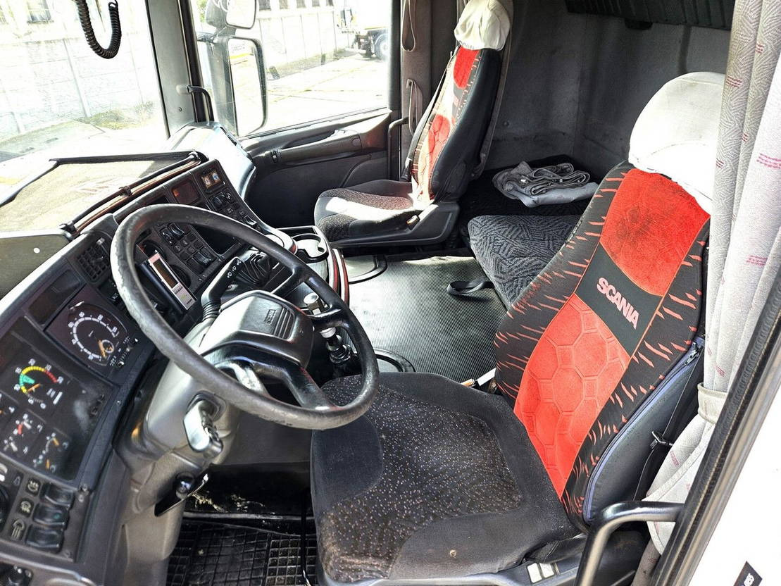 Тягач Scania 124L420 PDE - 2003 - retarder - airco- manual 124L420 PDE - 2003 - retard: фото 11
