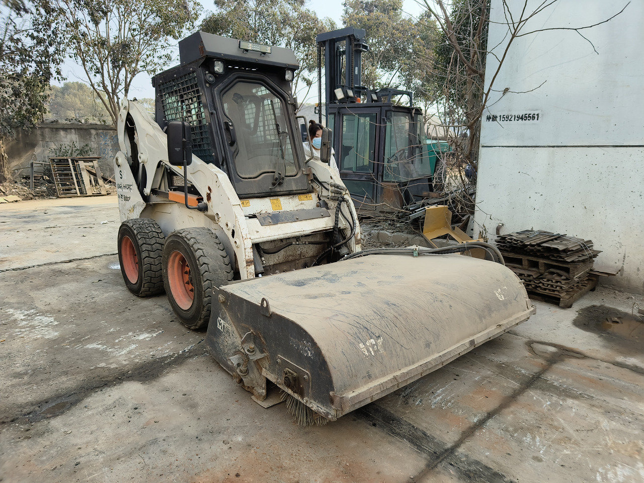 BOBCAT s18 - Мини-погрузчик с бортовым поворотом: фото 4 BOBCAT s18 - Мини-погрузчик с бортовым поворотом: фото 4