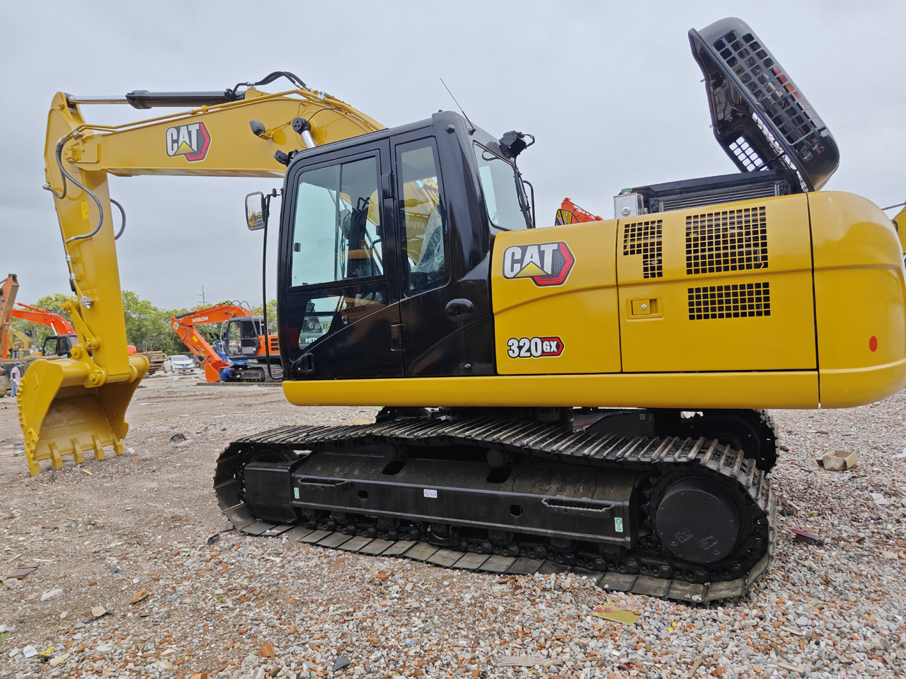 CATERPILLAR 320GX - Гусеничный экскаватор: фото 1 CATERPILLAR 320GX - Гусеничный экскаватор: фото 1