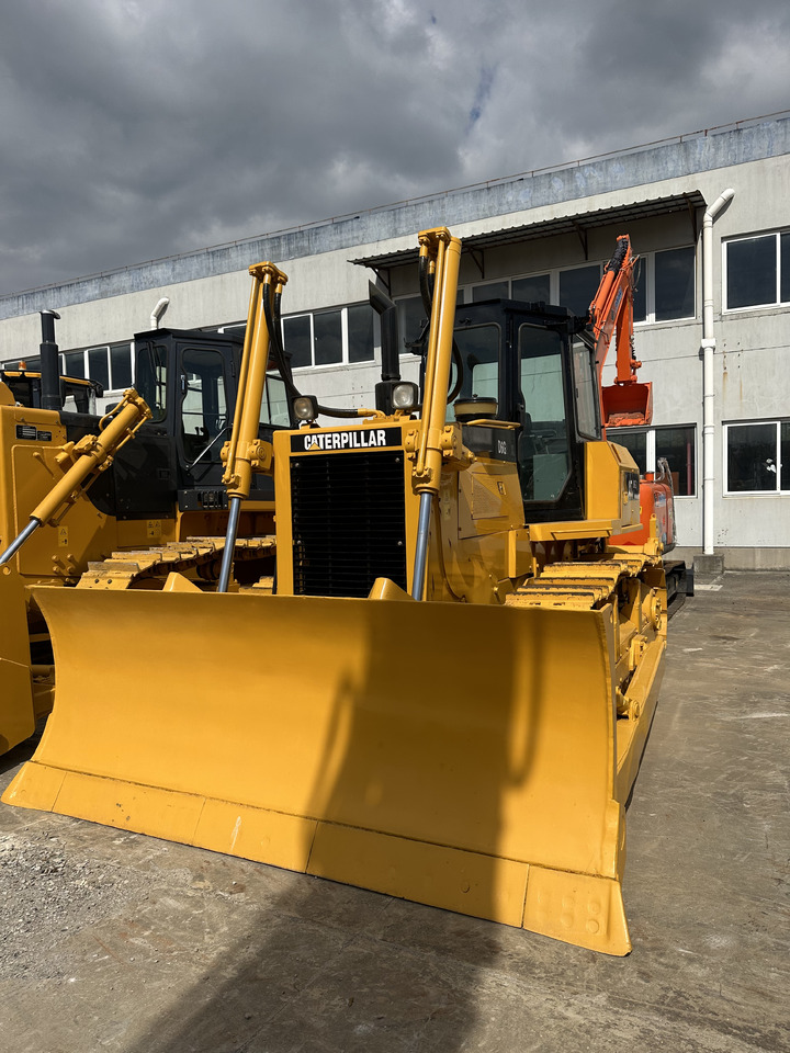 CATERPILLAR D6G - Бульдозер: фото 3 CATERPILLAR D6G - Бульдозер: фото 3