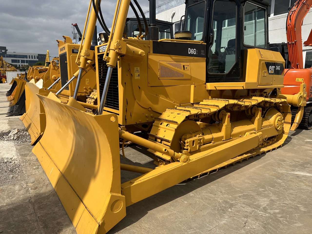 CATERPILLAR D6G - Бульдозер: фото 2 CATERPILLAR D6G - Бульдозер: фото 2