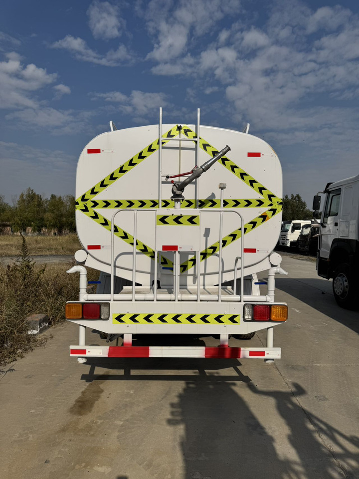 HOWO 371 Water Tanker Truck - Грузовик-цистерна: фото 5 HOWO 371 Water Tanker Truck - Грузовик-цистерна: фото 5
