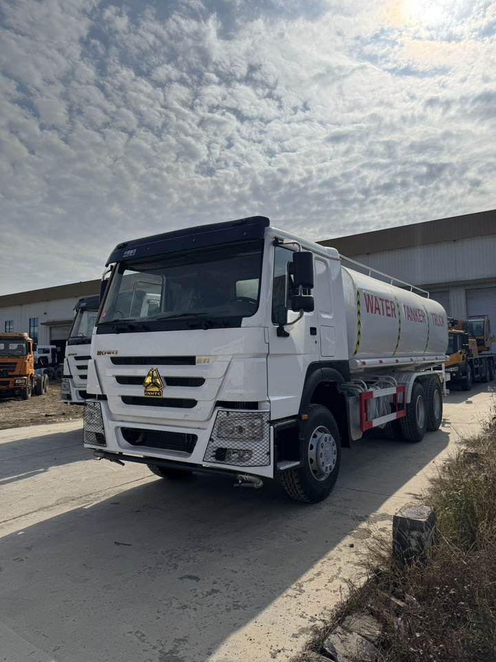 HOWO 371 Water Tanker Truck - Грузовик-цистерна: фото 3 HOWO 371 Water Tanker Truck - Грузовик-цистерна: фото 3