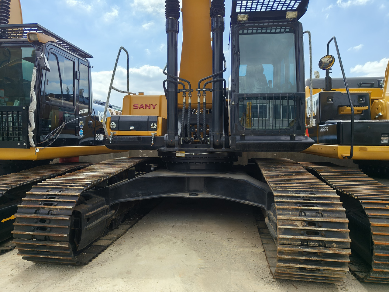 SANY SY365H - Гусеничный экскаватор: фото 4 SANY SY365H - Гусеничный экскаватор: фото 4