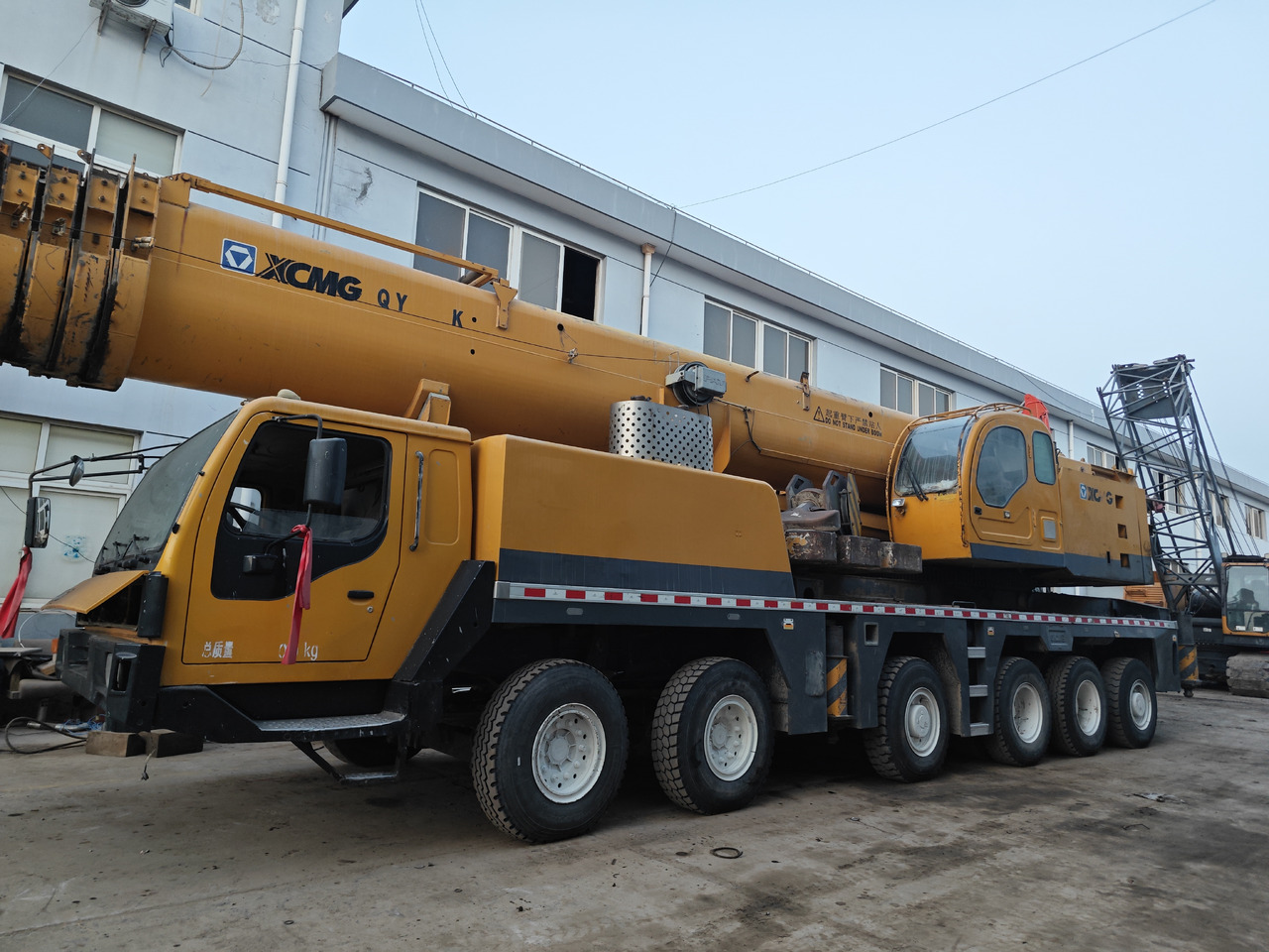XCMG QY130K 130TON Truck crane - Мобильный кран: фото 2 XCMG QY130K 130TON Truck crane - Мобильный кран: фото 2