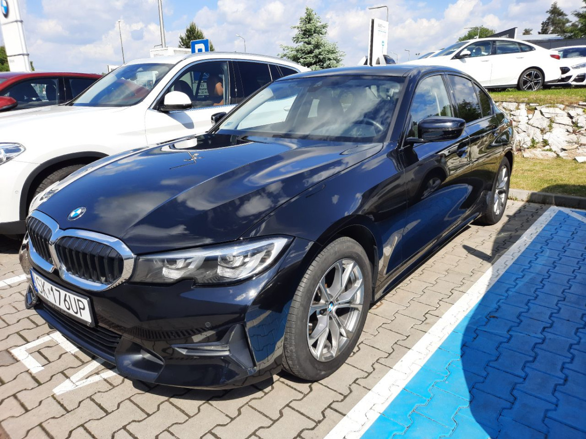 BMW 318 I SPORT LINE SEDAN - Седан: фото 2 BMW 318 I SPORT LINE SEDAN - Седан: фото 2
