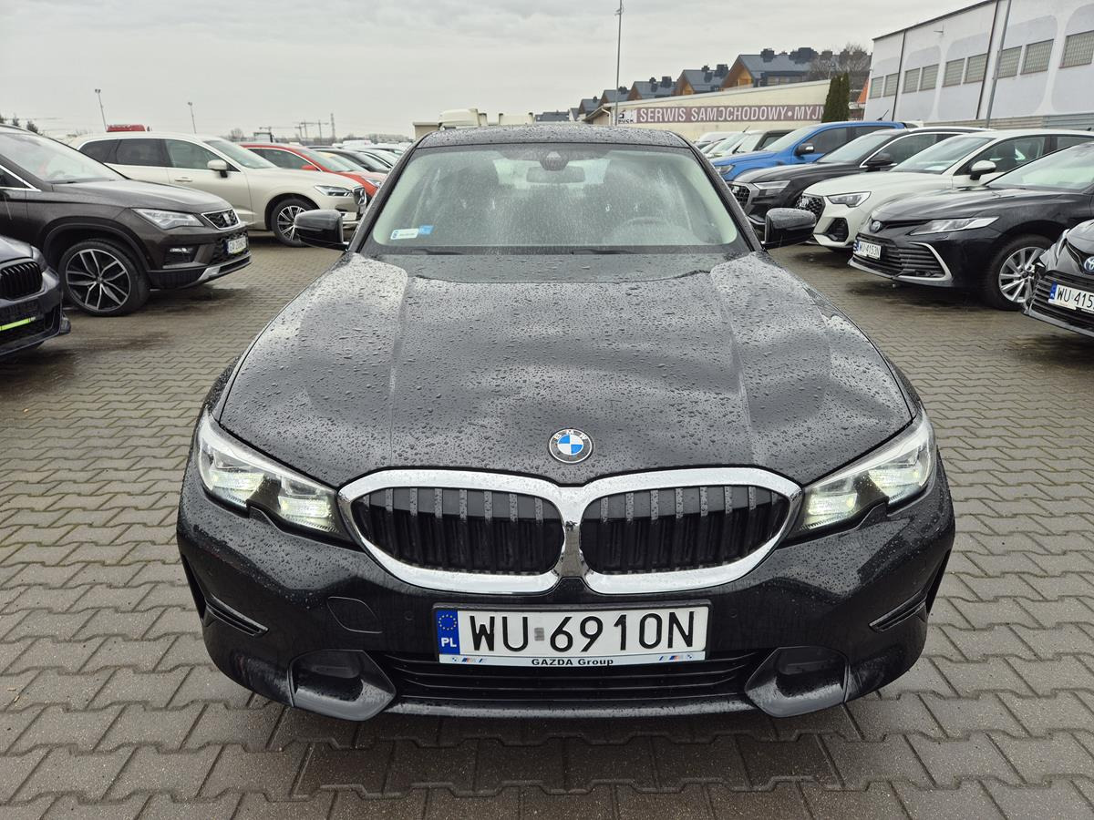 BMW 320I XDRIVE SEDAN - Легковой автомобиль: фото 2 BMW 320I XDRIVE SEDAN - Легковой автомобиль: фото 2