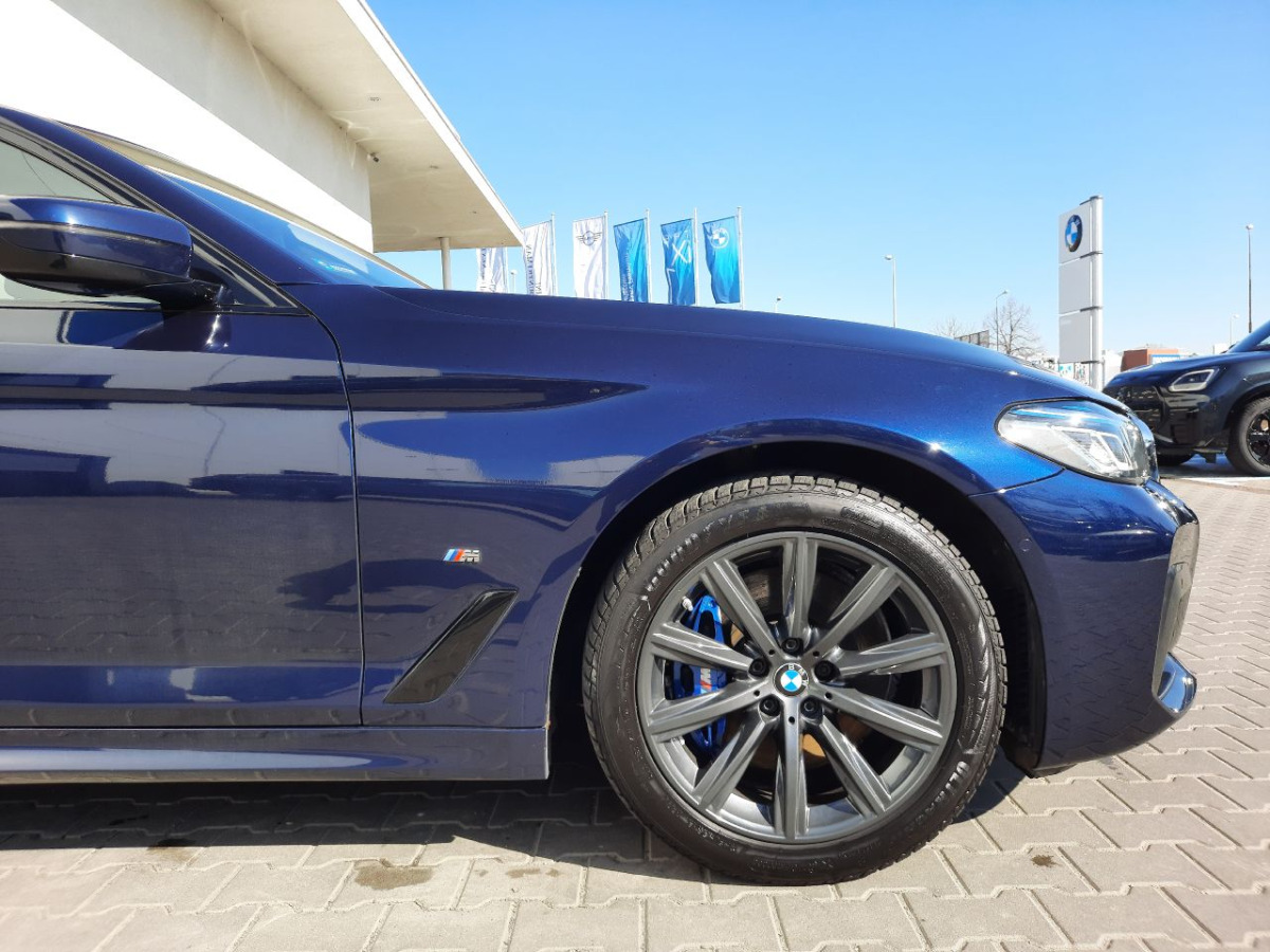 BMW 530I XDRIVE KOMBI - Легковой автомобиль: фото 3 BMW 530I XDRIVE KOMBI - Легковой автомобиль: фото 3