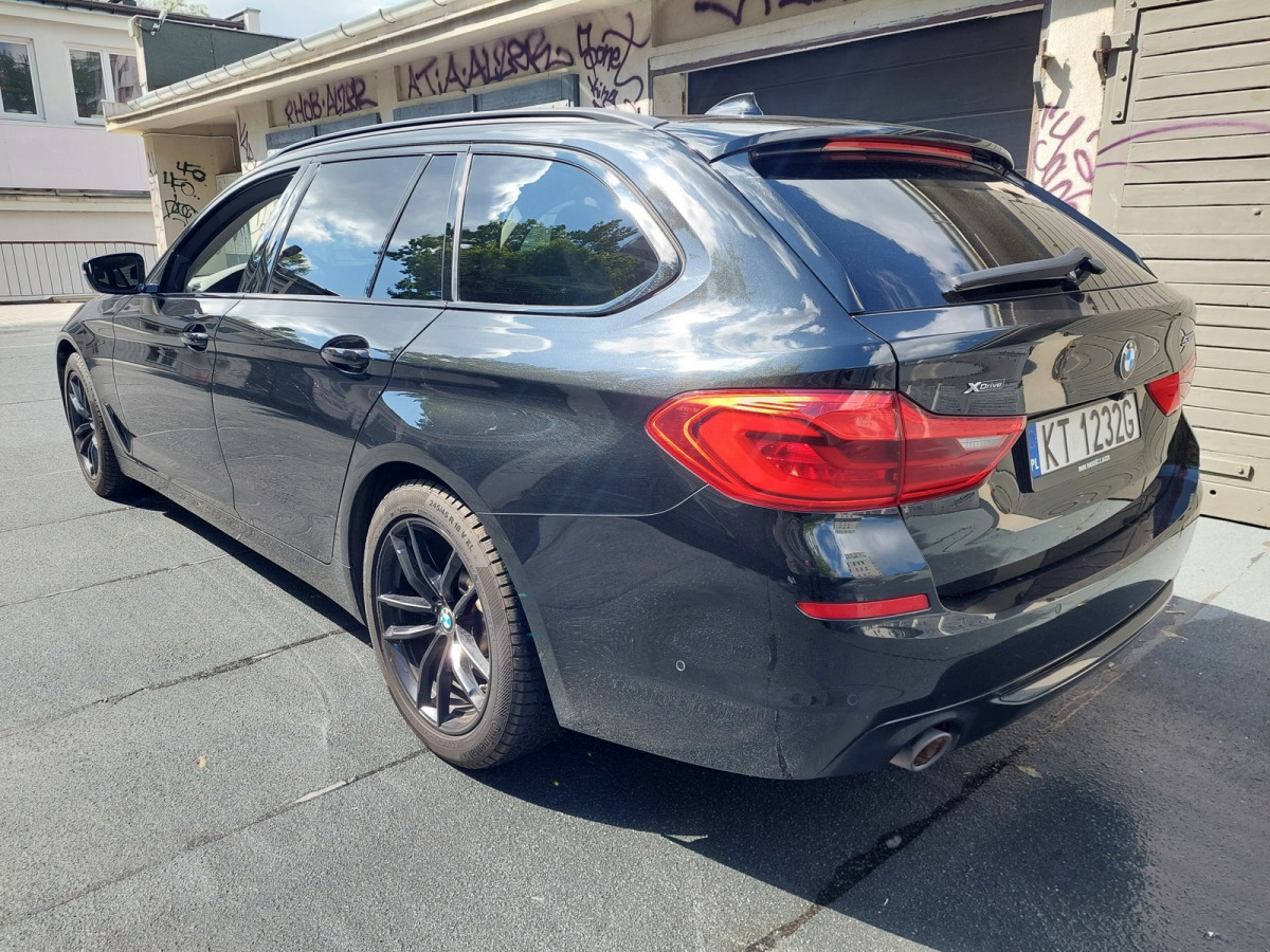BMW 530I XDRIVE KOMBI - Легковой автомобиль: фото 4 BMW 530I XDRIVE KOMBI - Легковой автомобиль: фото 4