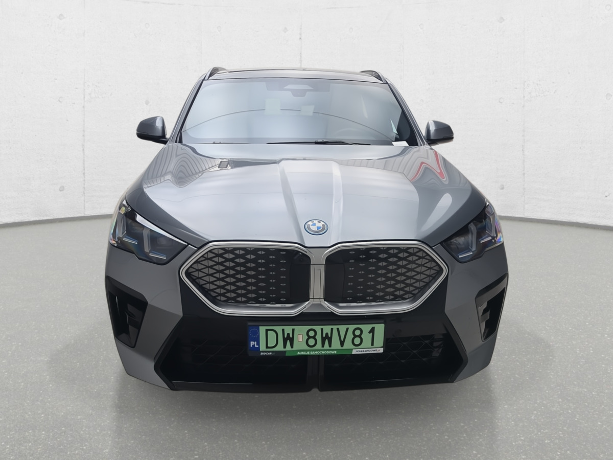 BMW IX2 XDRIVE30 SUV - Внедорожник: фото 3 BMW IX2 XDRIVE30 SUV - Внедорожник: фото 3