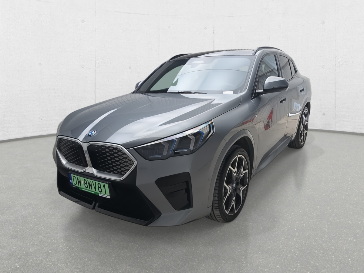 BMW IX2 XDRIVE30 SUV - Внедорожник: фото 4 BMW IX2 XDRIVE30 SUV - Внедорожник: фото 4