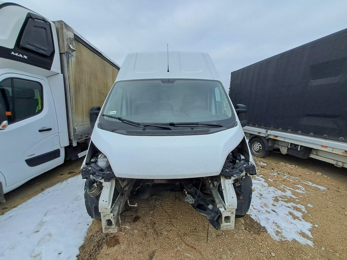 FIAT DUCATO FURGON BLASZAK - Цельнометаллический фургон: фото 2 FIAT DUCATO FURGON BLASZAK - Цельнометаллический фургон: фото 2
