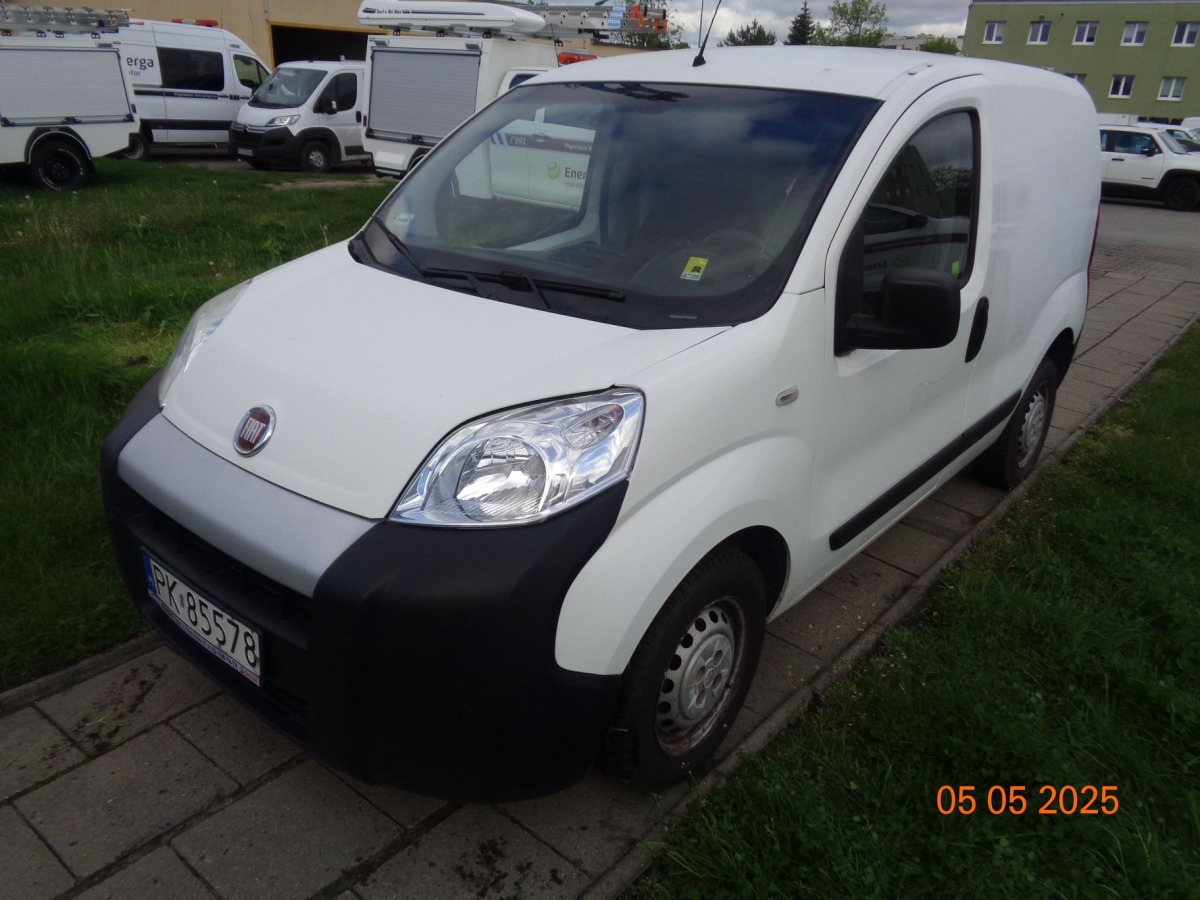 FIAT FIORINO FURGON BLASZAK - Цельнометаллический фургон: фото 2 FIAT FIORINO FURGON BLASZAK - Цельнометаллический фургон: фото 2