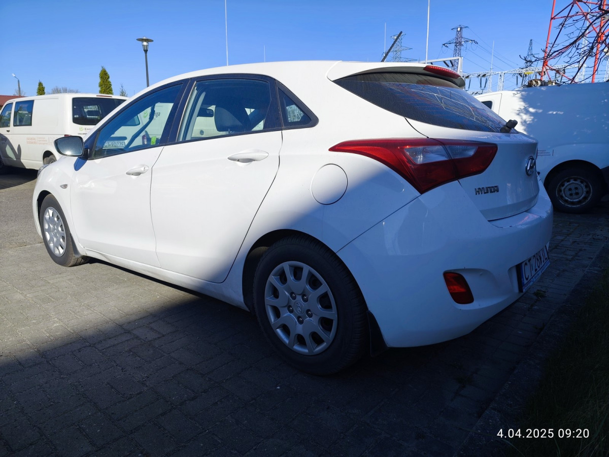 HYUNDAI I30 HATCHBACK - Хэтчбек: фото 4 HYUNDAI I30 HATCHBACK - Хэтчбек: фото 4