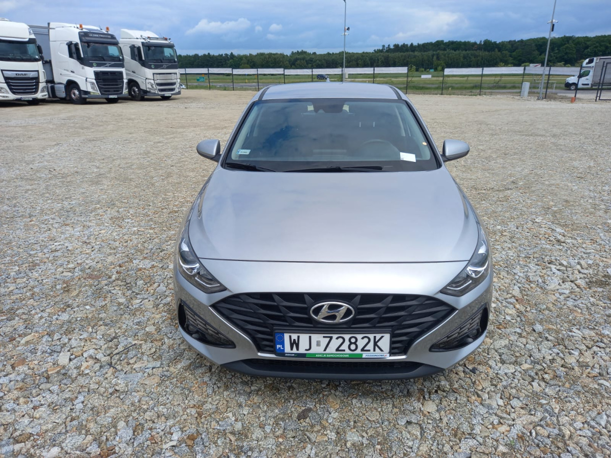 HYUNDAI I30 HATCHBACK - Хэтчбек: фото 2 HYUNDAI I30 HATCHBACK - Хэтчбек: фото 2