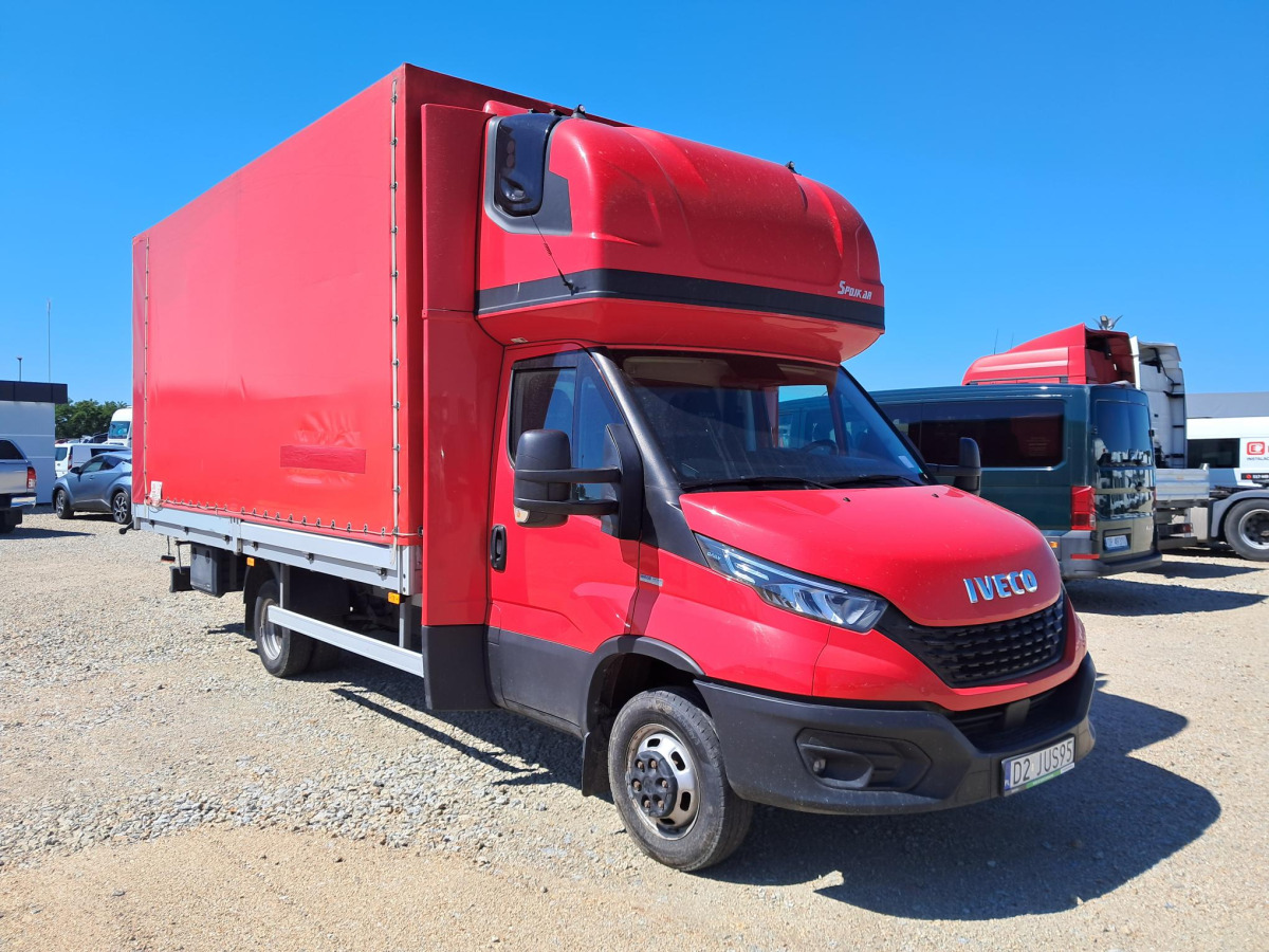 IVECO/JUSAM STANISŁAWJURKOWSKI 50C18/JU06 PLANDEKA - Тентованный фургон: фото 1 IVECO/JUSAM STANISŁAWJURKOWSKI 50C18/JU06 PLANDEKA - Тентованный фургон: фото 1