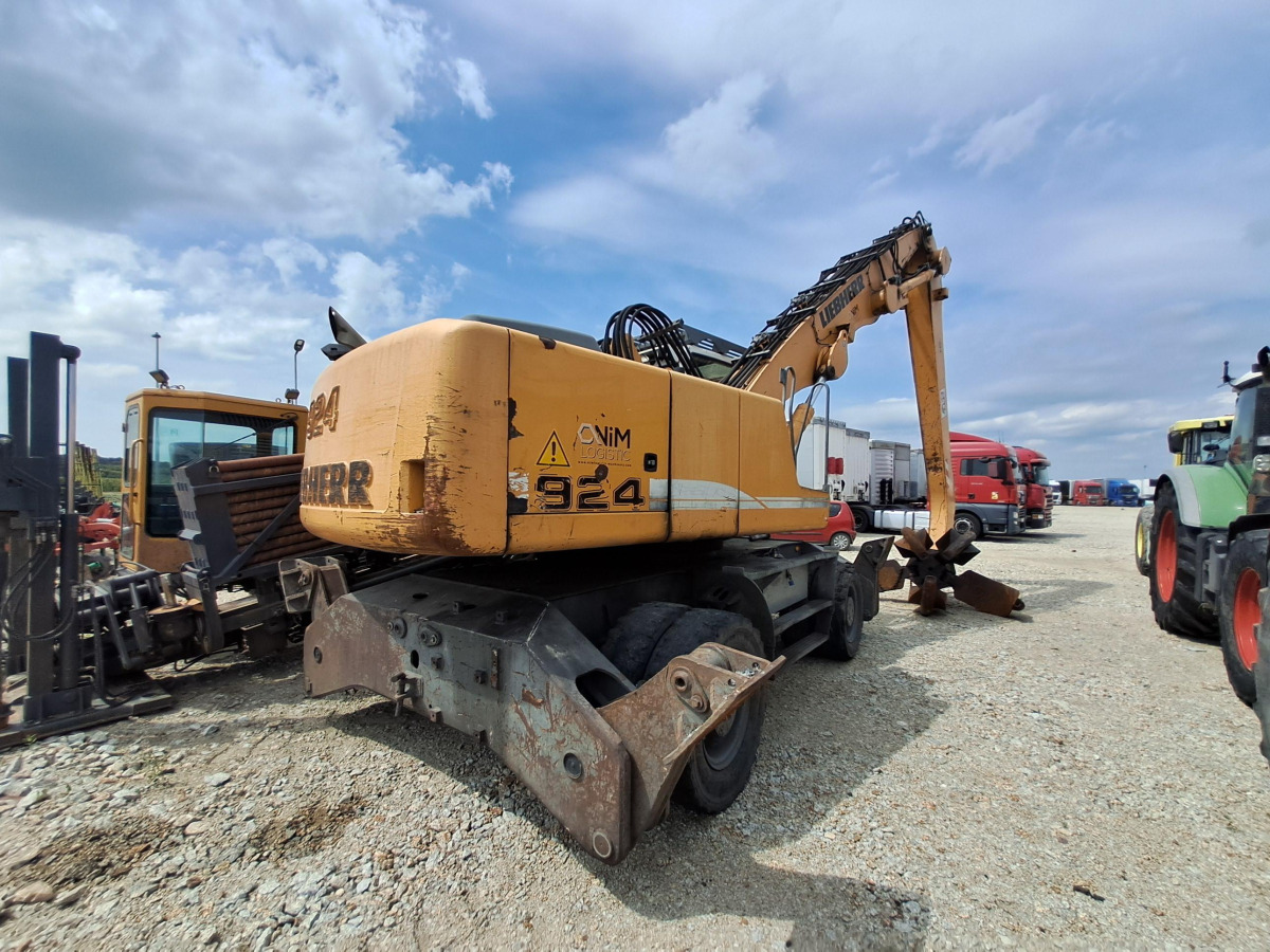 Koparka kołowa – LIEBHERR A 924 C LITRONIC – 2011 – 20 177 h – prace ziemne - Перегружатель: фото 5 Koparka kołowa – LIEBHERR A 924 C LITRONIC – 2011 – 20 177 h – prace ziemne - Перегружатель: фото 5