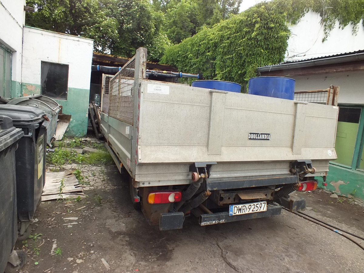 MITSUBISHI CANTER SKRZYNIA - Грузовик бортовой/ Платформа: фото 2 MITSUBISHI CANTER SKRZYNIA - Грузовик бортовой/ Платформа: фото 2