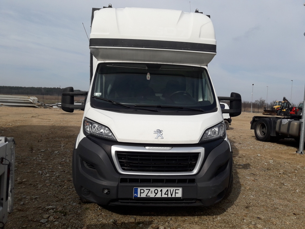 PEUGEOT BOXER PLANDEKA - Тентованный фургон: фото 4 PEUGEOT BOXER PLANDEKA - Тентованный фургон: фото 4