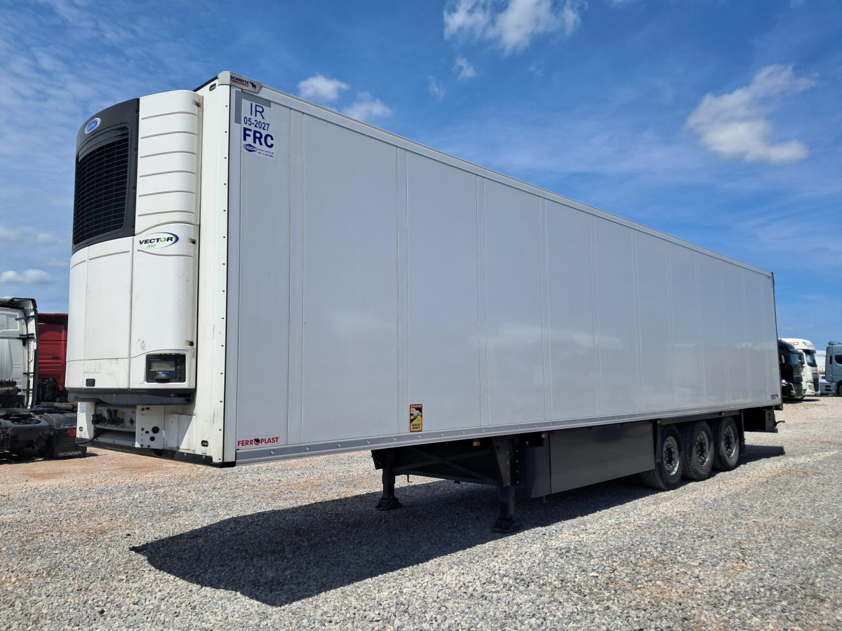 SCHMITZ CARGOBULL SKO 24/L-13.4 FP COOL V7 CHŁODNIA - Полуприцеп-рефрижератор: фото 2 SCHMITZ CARGOBULL SKO 24/L-13.4 FP COOL V7 CHŁODNIA - Полуприцеп-рефрижератор: фото 2