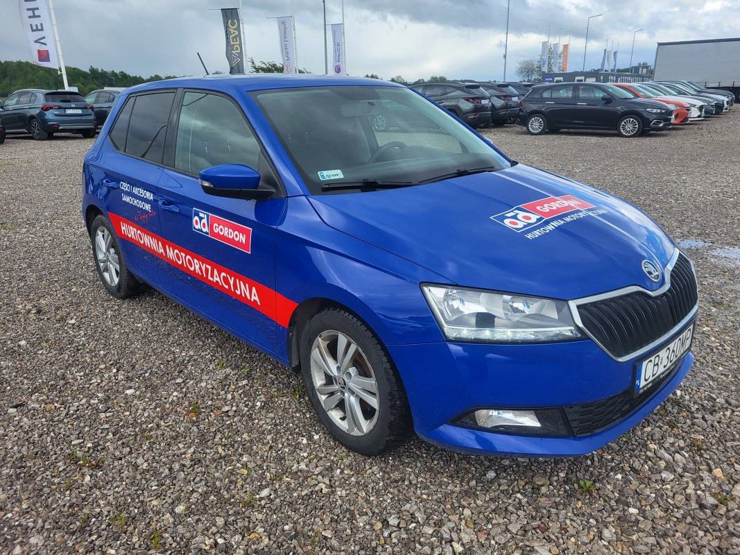 SKODA FABIA HATCHBACK - Хэтчбек: фото 1 SKODA FABIA HATCHBACK - Хэтчбек: фото 1