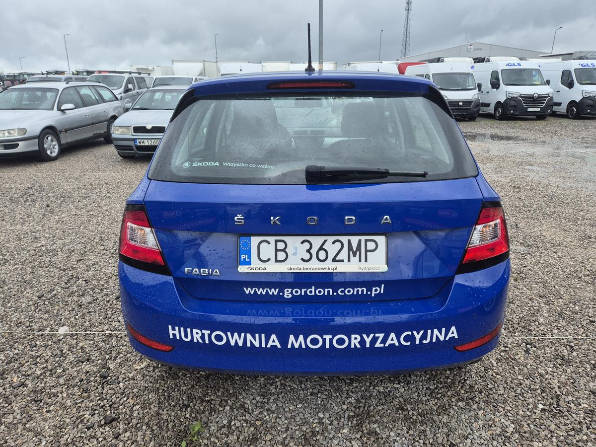SKODA FABIA HATCHBACK - Хэтчбек: фото 5 SKODA FABIA HATCHBACK - Хэтчбек: фото 5
