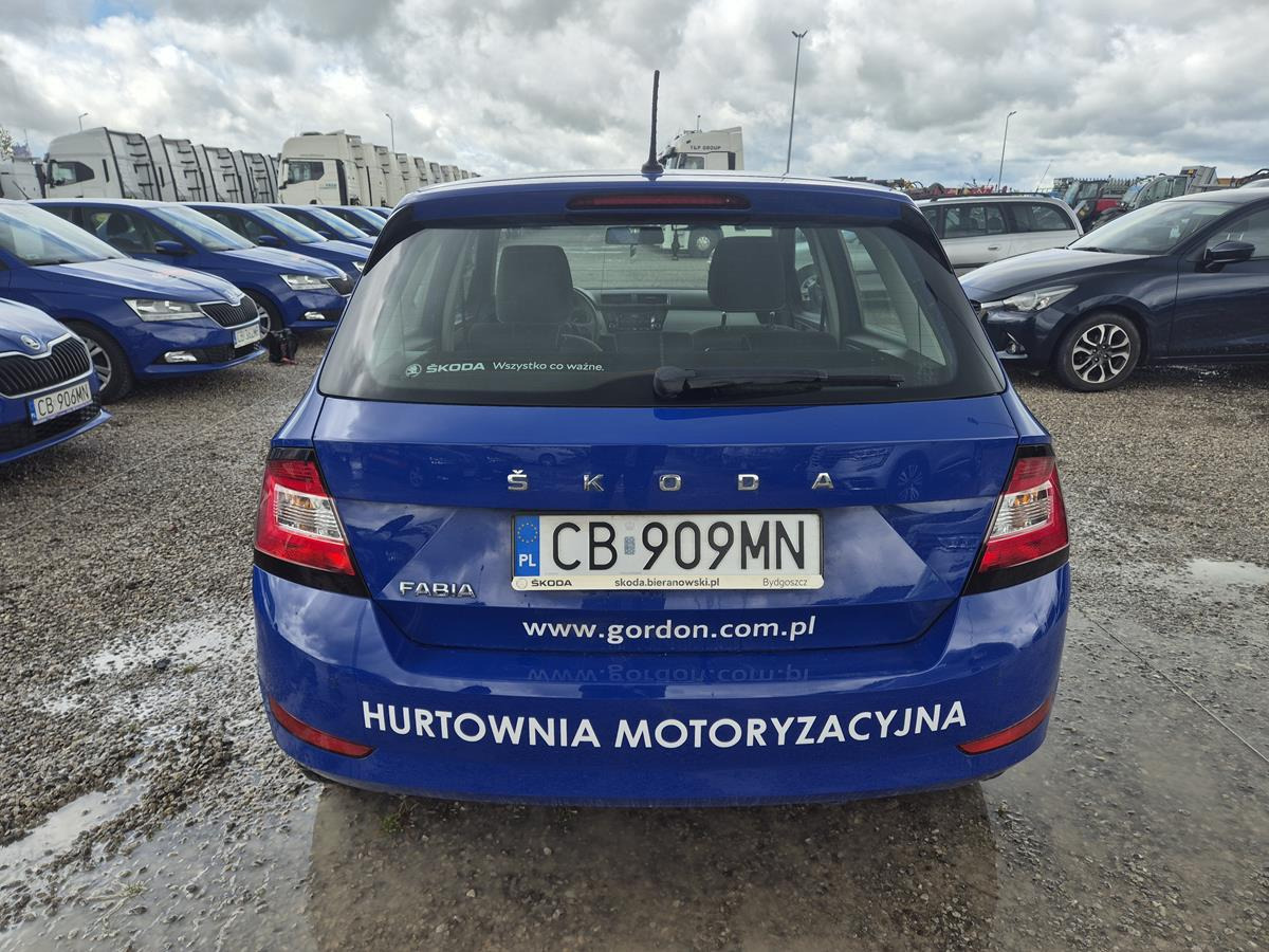 SKODA FABIA HATCHBACK - Хэтчбек: фото 5 SKODA FABIA HATCHBACK - Хэтчбек: фото 5