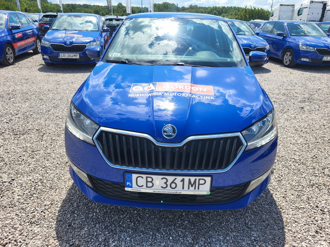 SKODA FABIA HATCHBACK - Хэтчбек: фото 2 SKODA FABIA HATCHBACK - Хэтчбек: фото 2
