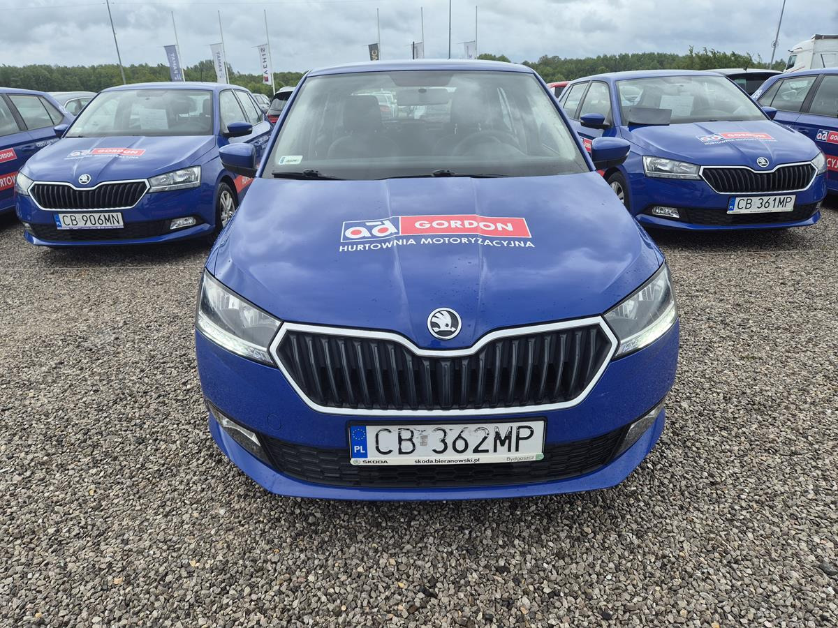 SKODA FABIA HATCHBACK - Хэтчбек: фото 2 SKODA FABIA HATCHBACK - Хэтчбек: фото 2