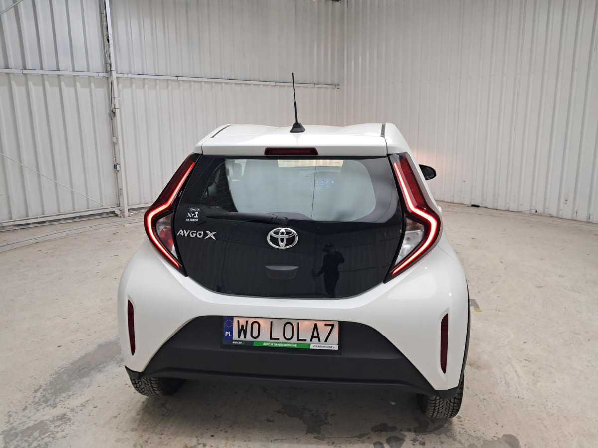 TOYOTA TOYOTA AYGO X HATCHBACK - Легковой автомобиль: фото 5 TOYOTA TOYOTA AYGO X HATCHBACK - Легковой автомобиль: фото 5