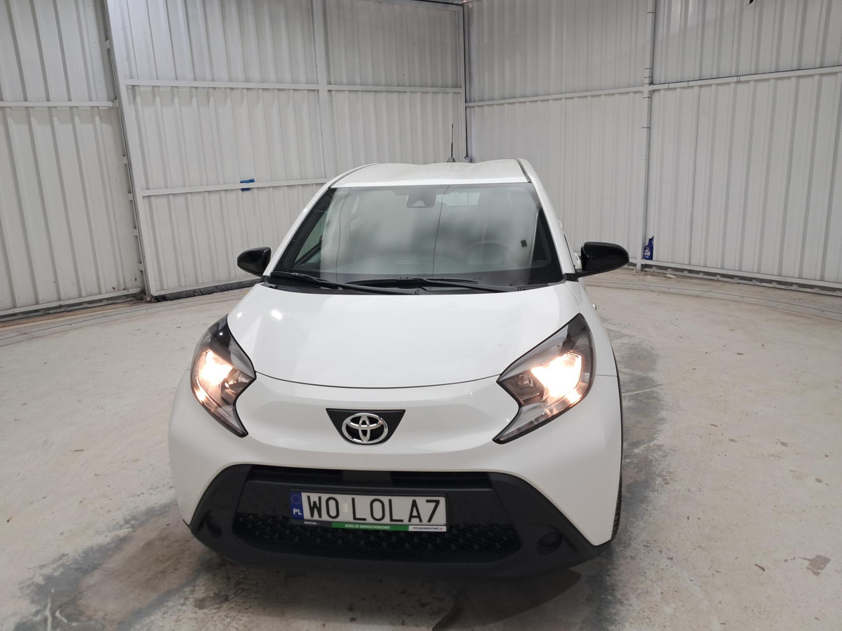 TOYOTA TOYOTA AYGO X HATCHBACK - Легковой автомобиль: фото 2 TOYOTA TOYOTA AYGO X HATCHBACK - Легковой автомобиль: фото 2