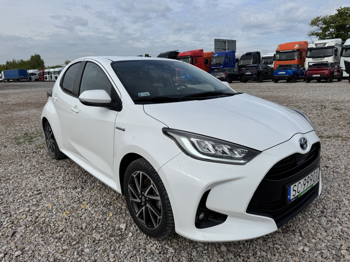 TOYOTA YARIS HATCHBACK - Легковой автомобиль: фото 1 TOYOTA YARIS HATCHBACK - Легковой автомобиль: фото 1