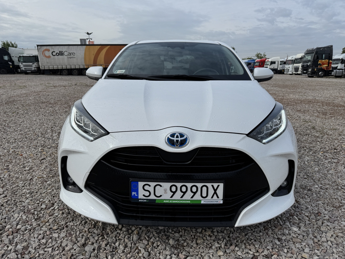 TOYOTA YARIS HATCHBACK - Легковой автомобиль: фото 2 TOYOTA YARIS HATCHBACK - Легковой автомобиль: фото 2