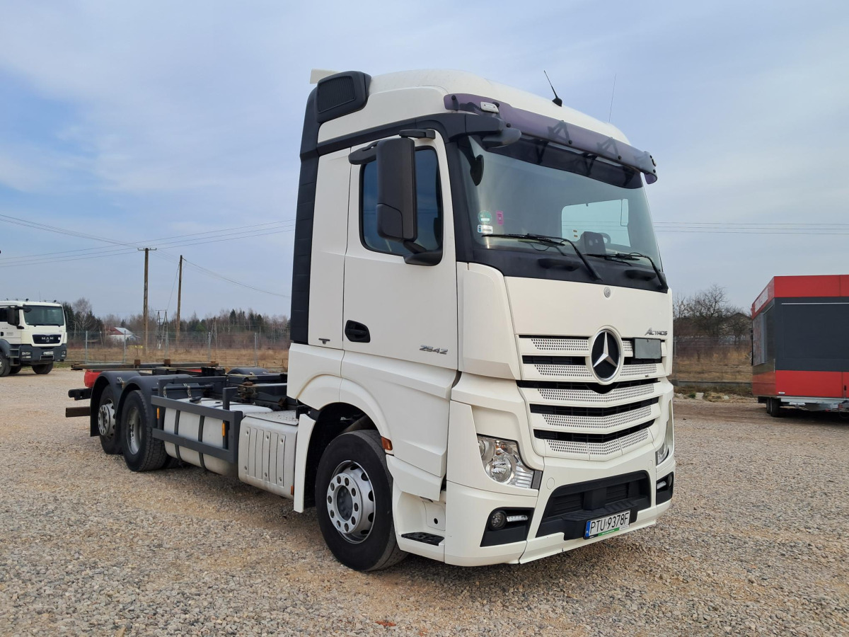 Тягач MERCEDES BENZ ACTROS CIĄGNIK SIODŁOWY: фото 1