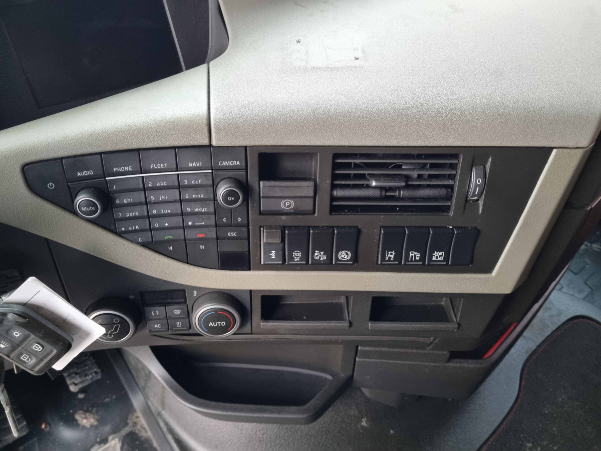 Тягач VOLVO FH 460 CIĄGNIK SIODŁOWY: фото 8