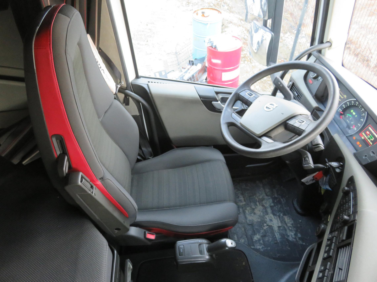 VOLVO FH 460 CIĄGNIK SIODŁOWY - Тягач: фото 5 VOLVO FH 460 CIĄGNIK SIODŁOWY - Тягач: фото 5