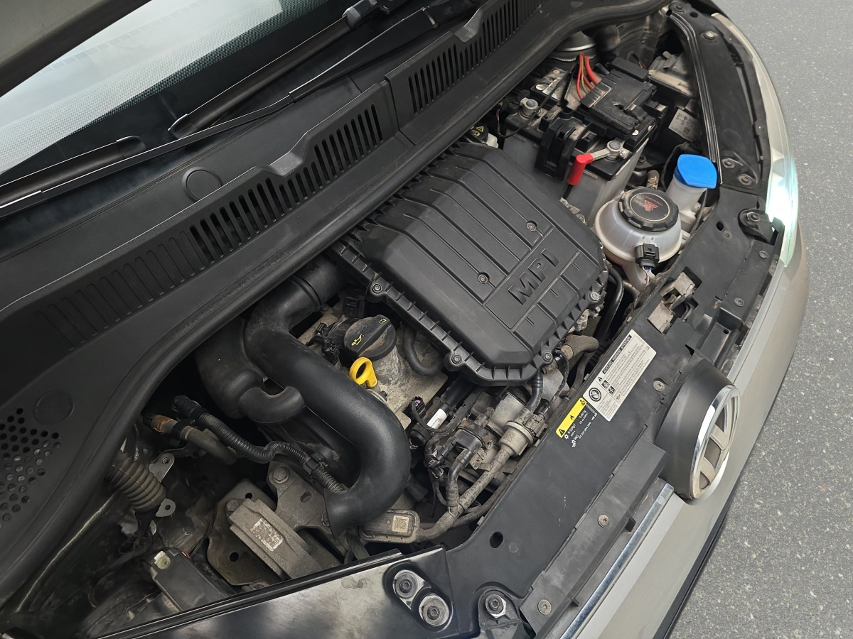 Хэтчбек VOLKSWAGEN UP HATCHBACK: фото 15