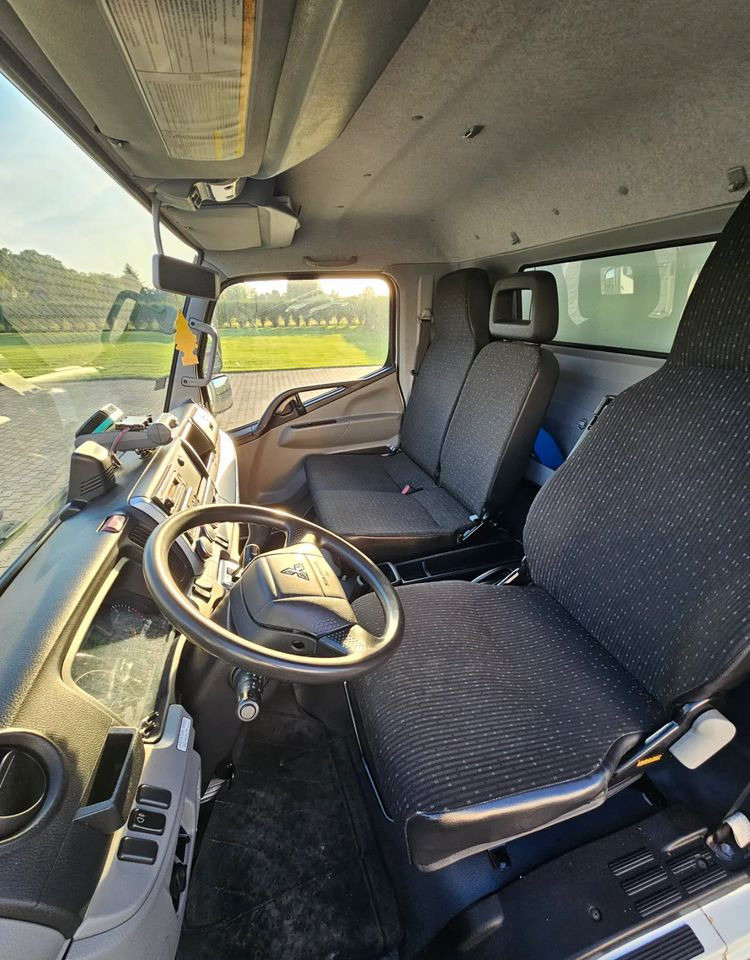 FUSO Canter 9C18 Izoterma - Рефрижератор: фото 5 FUSO Canter 9C18 Izoterma - Рефрижератор: фото 5
