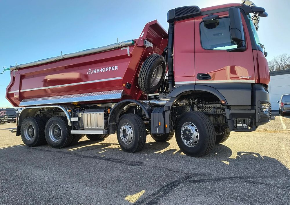 Mercedes-Benz Arocs 4142 AK 8x6 - Самосвал: фото 4 Mercedes-Benz Arocs 4142 AK 8x6 - Самосвал: фото 4