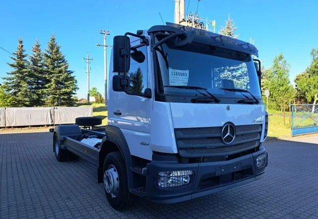 Mercedes-Benz Atego 1624 L Podwozie - Грузовик-шасси: фото 3 Mercedes-Benz Atego 1624 L Podwozie - Грузовик-шасси: фото 3