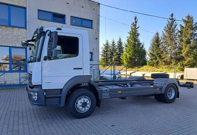 Mercedes-Benz Atego 1624 L Podwozie - Грузовик-шасси: фото 1 Mercedes-Benz Atego 1624 L Podwozie - Грузовик-шасси: фото 1